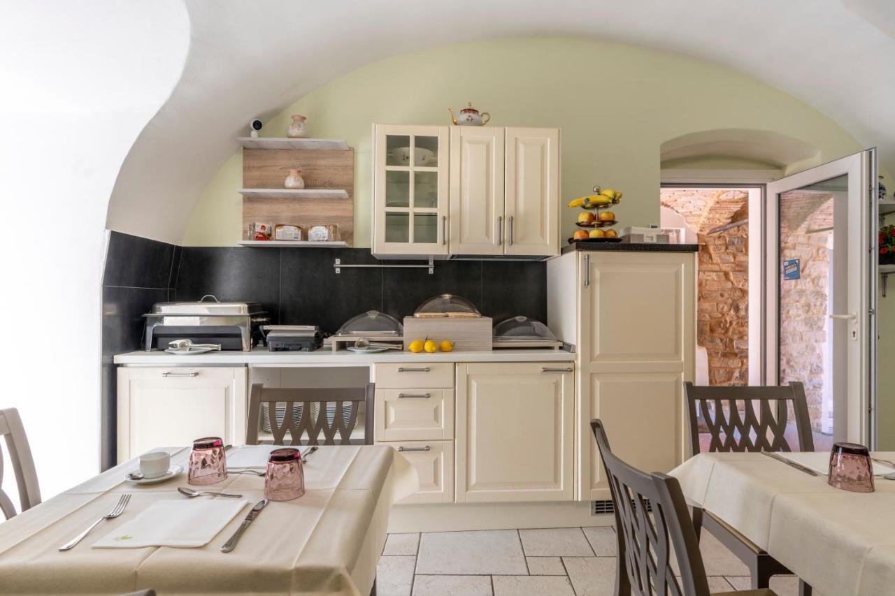 Agriturismo Il Vecchio Mulino Terzorio ภายนอก รูปภาพ